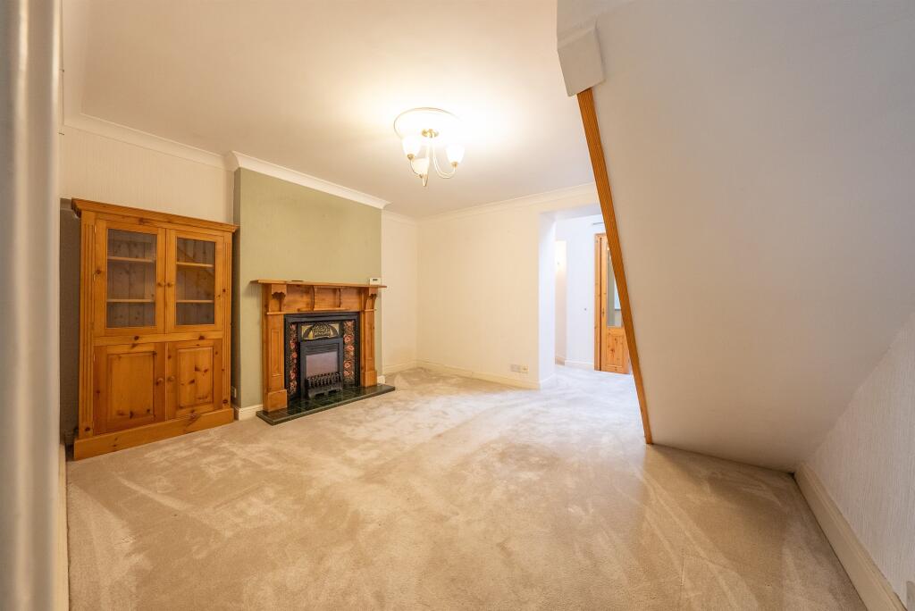 House in Usk - View 3