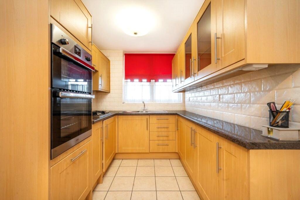 Apartment in London - View 2