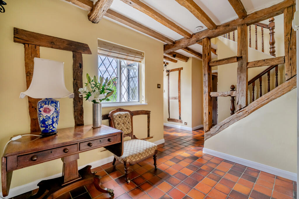 House in Slough - View 3