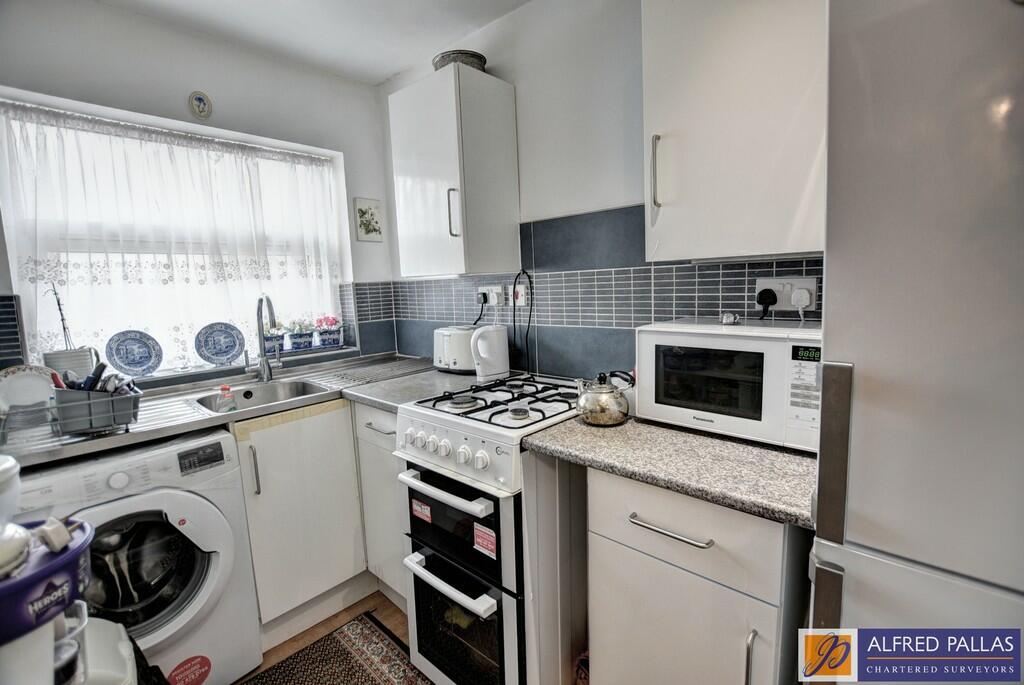 Newcastle Road, Monkwearmouth  photo 4