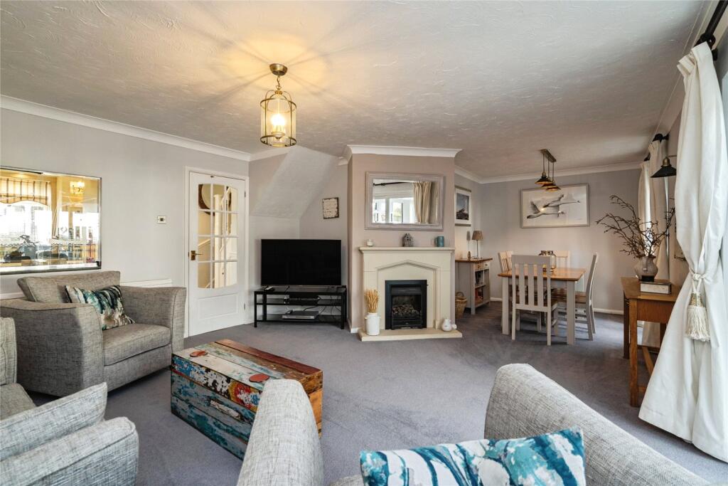 The Rhond, Hoveton, Norwich, Norfolk, NR12 photo 3