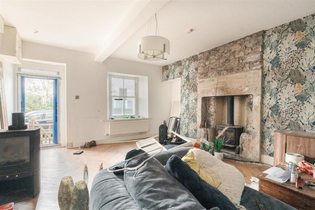 House in Lancaster - View 4
