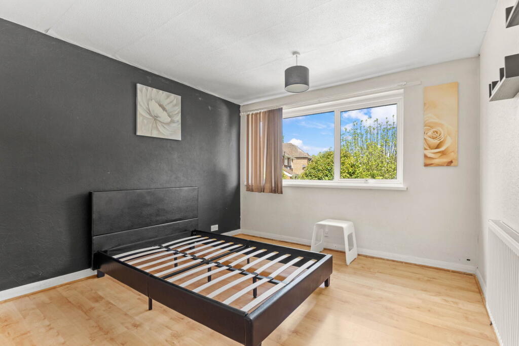 House in Worcester, Worcestershire - View 5