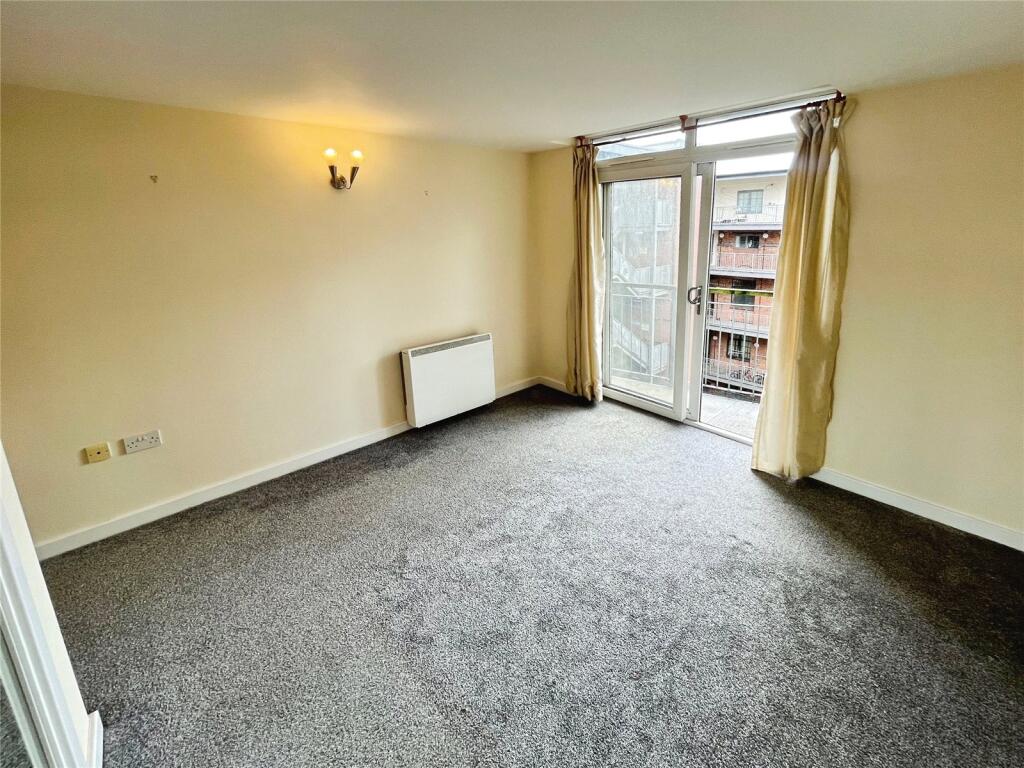 Apartment in Leicester, St Matthew's - View 5
