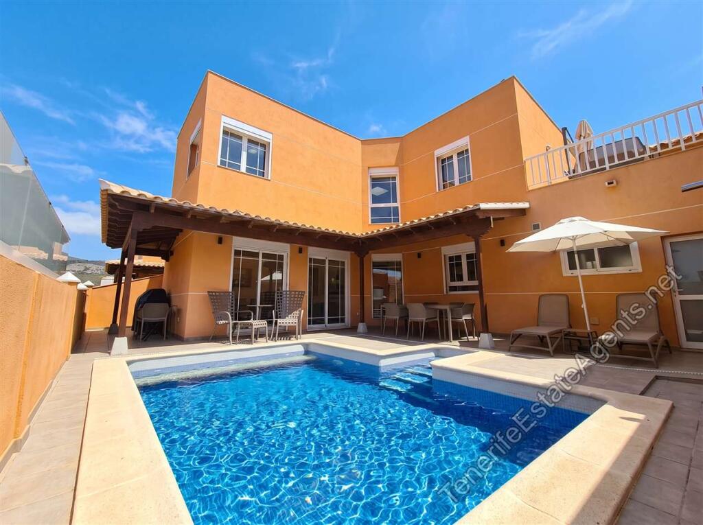 Main image of property: Canary Islands, Tenerife, Los Cristianos
