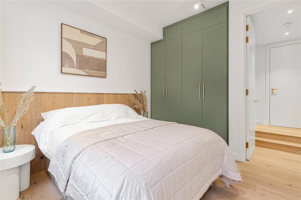 Apartment in London, St Luke's, Islington - More