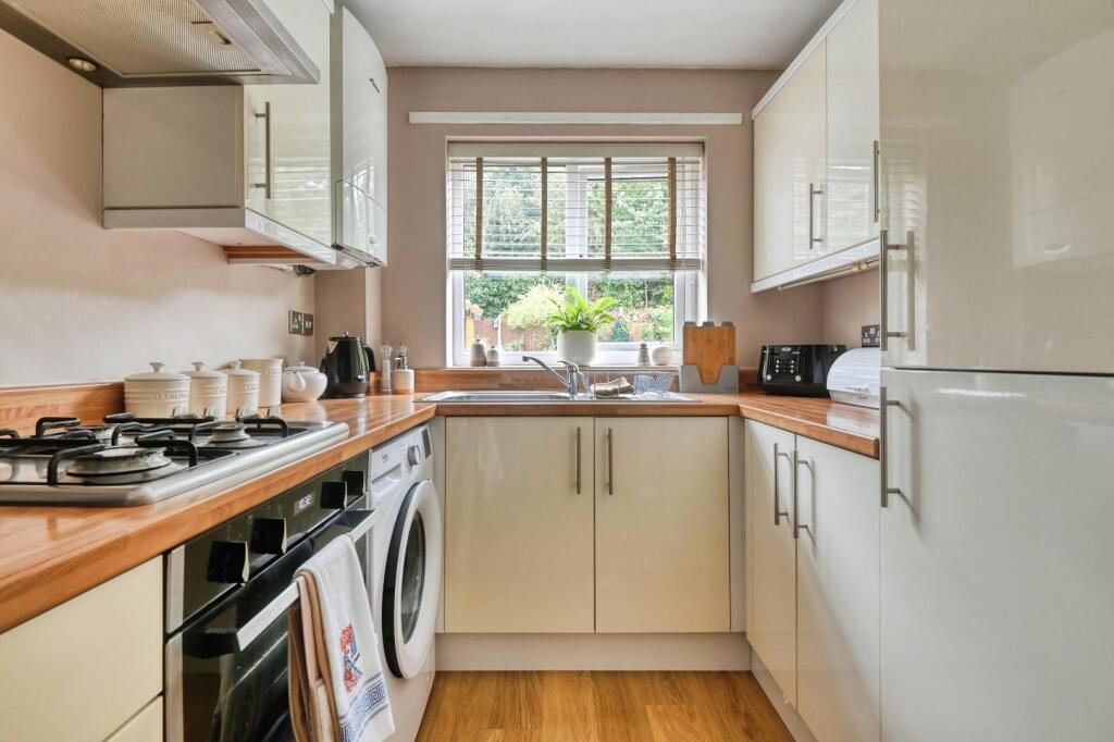 House in Tamworth, Stonydelph - View 5