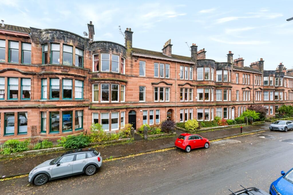 3 Bedroom Flat in G41 4LH