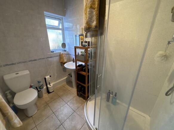 Owners bathroom
