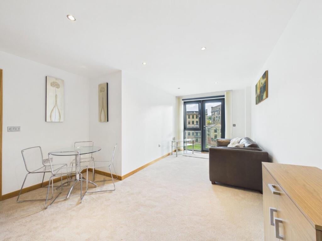 House in Bradford - View 2