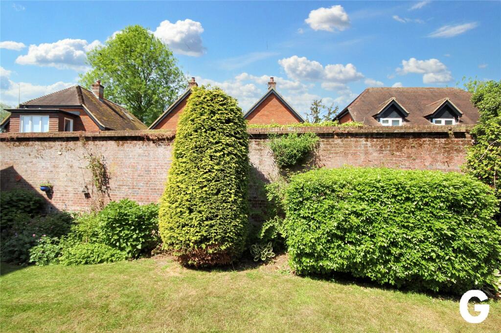 Deweys Lane, Ringwood, Hampshire, BH24 photo 2