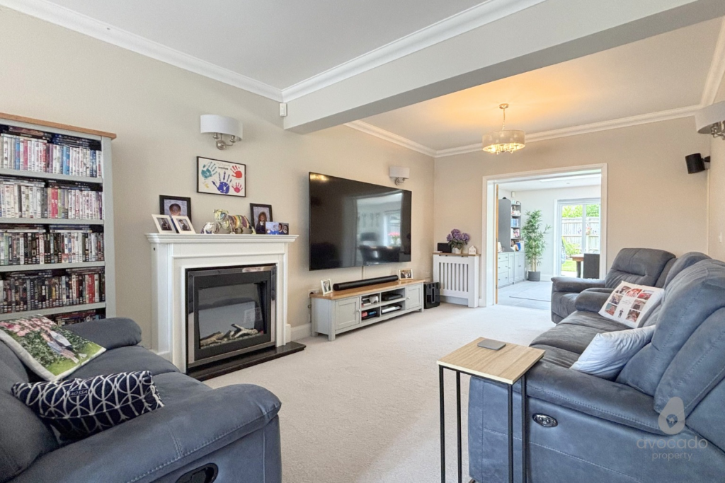 House in Purley on Thames, West Berkshire - View 5