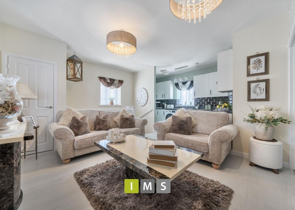 Apartment in Bicester, Kingsmere - More