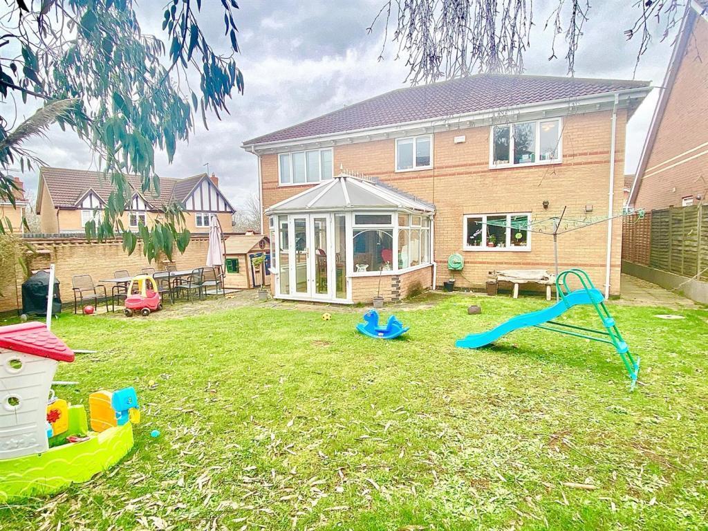 Knightons Way, Brixworth, Northamptonshire NN6 - View 5