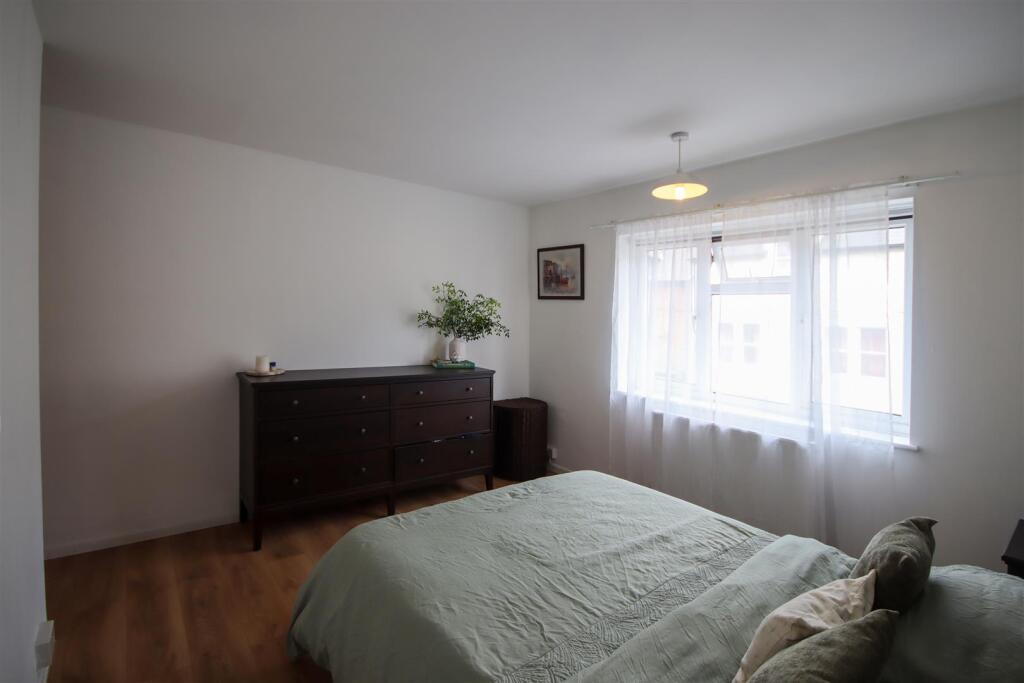 Apartment in Cambridge - More