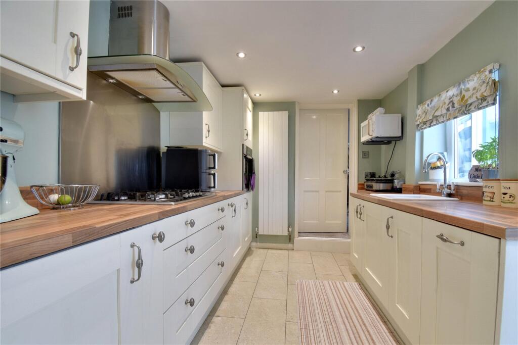 House in Darlington - More