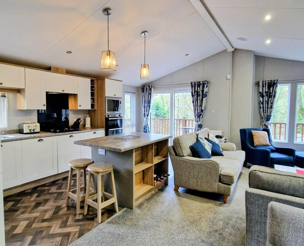 Two Bed Willerby Pinehurst (40x20), Gatebeck Holiday Park, Gatebeck, Kendal, Cumbria, LA8 0HL photo 2