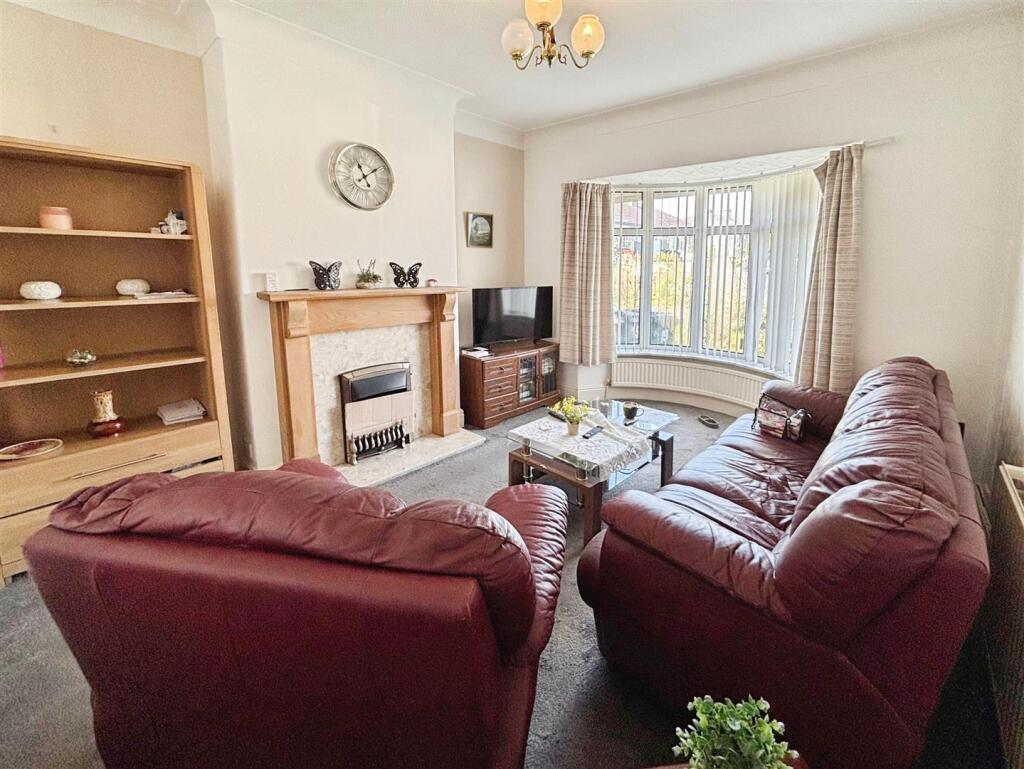 Additional image 4 of Hawes Drive, Bradford, BD5 9BB