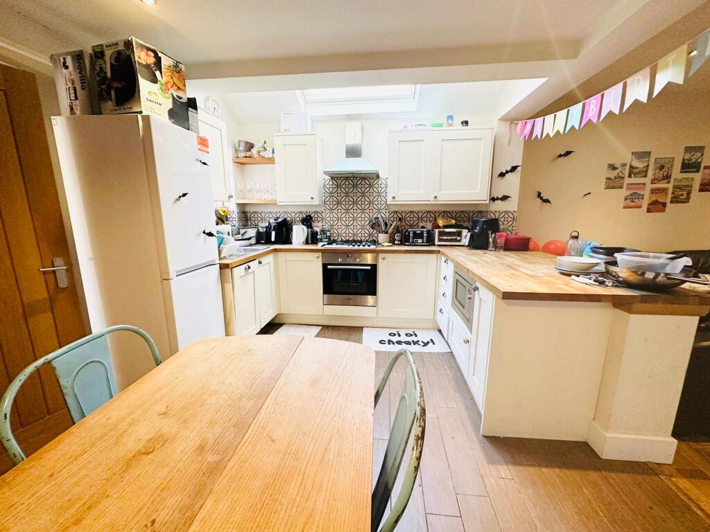 House in Nottingham - View 2