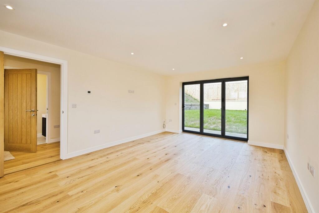 Valley View, Combe St. Nicholas, Chard photo 3
