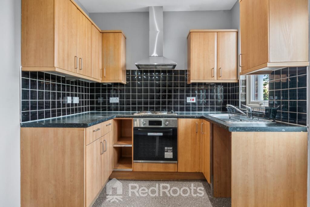 Barnsley, South Yorkshire, S71 photo 4