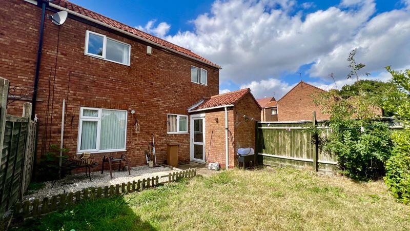 3-bed terraced on Edgemere, Scunthorpe, £114,500