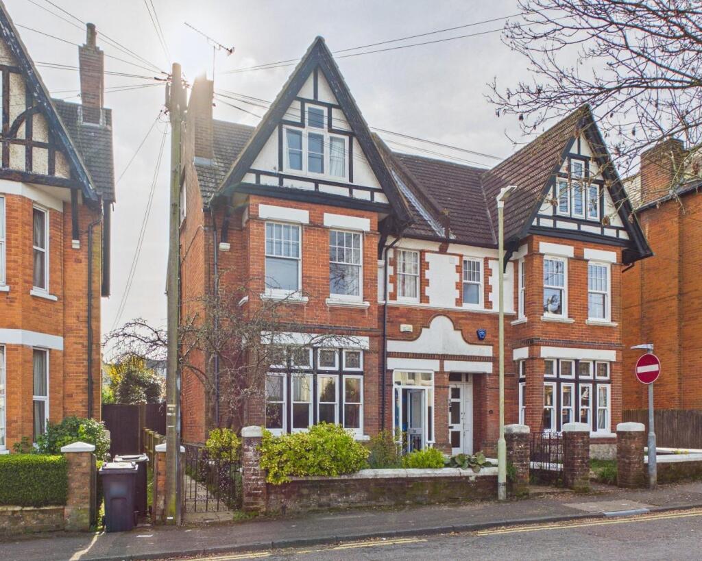 Main image of property: Albert Road, Ashford Kent TN24 8NX