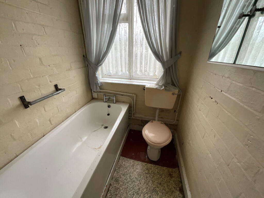 Additional image 7 of CRADLEY HEATH, Dingle Avenue