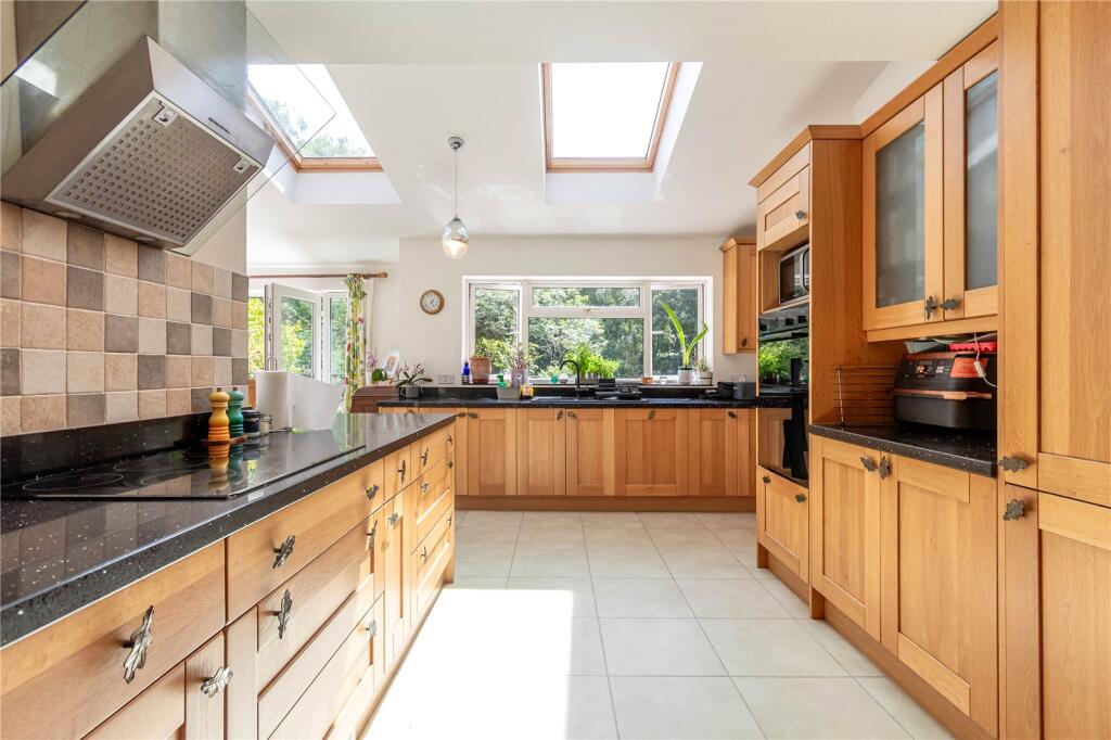 Berrys Road, Upper Bucklebury, Reading, Berkshire, RG7 photo 4