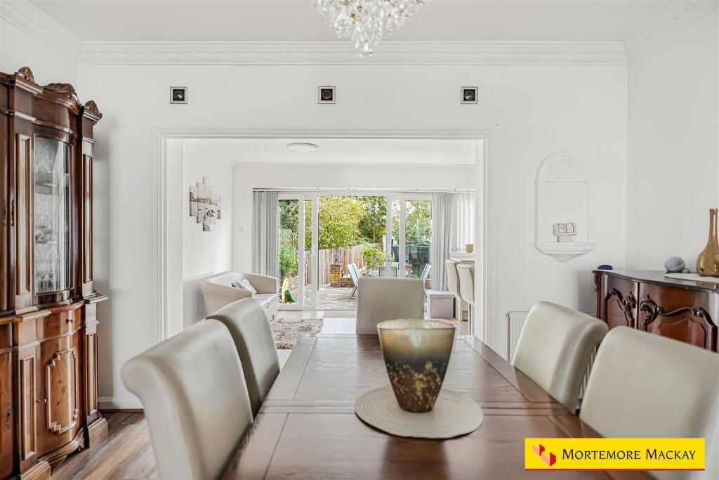 House in London - View 4