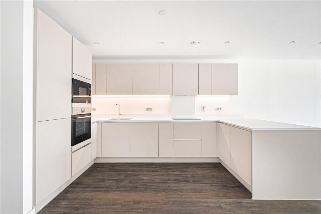 Main image of property: Munda Way, Oxford, Oxfordshire, OX2