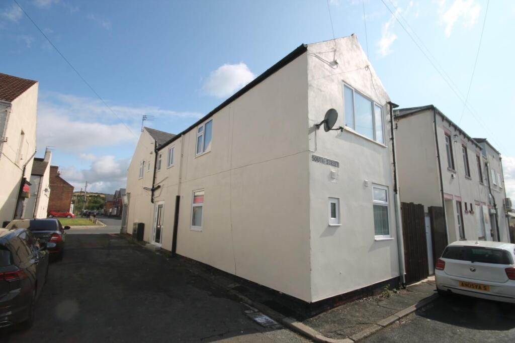 Apartment in Crook, Willington - More