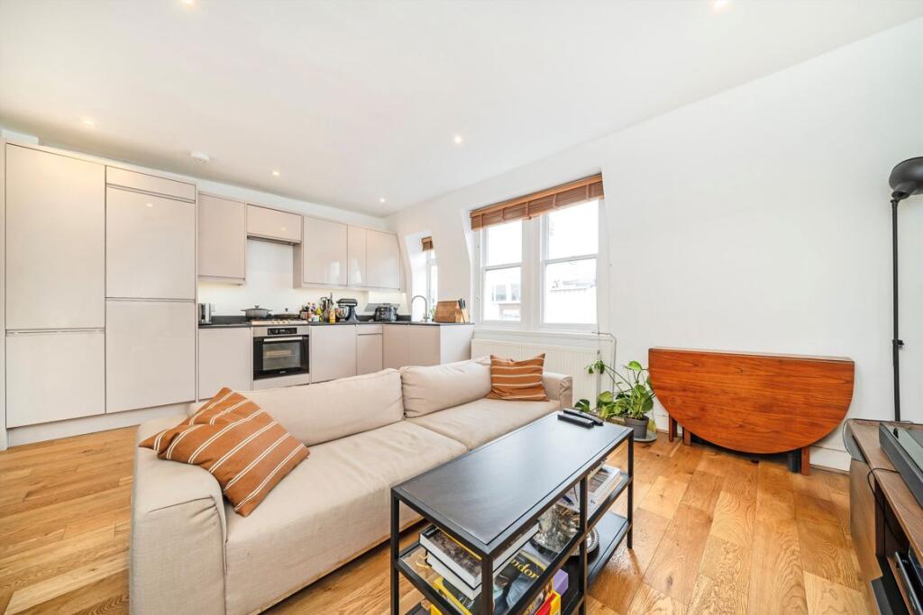 Apartment in London - View 5