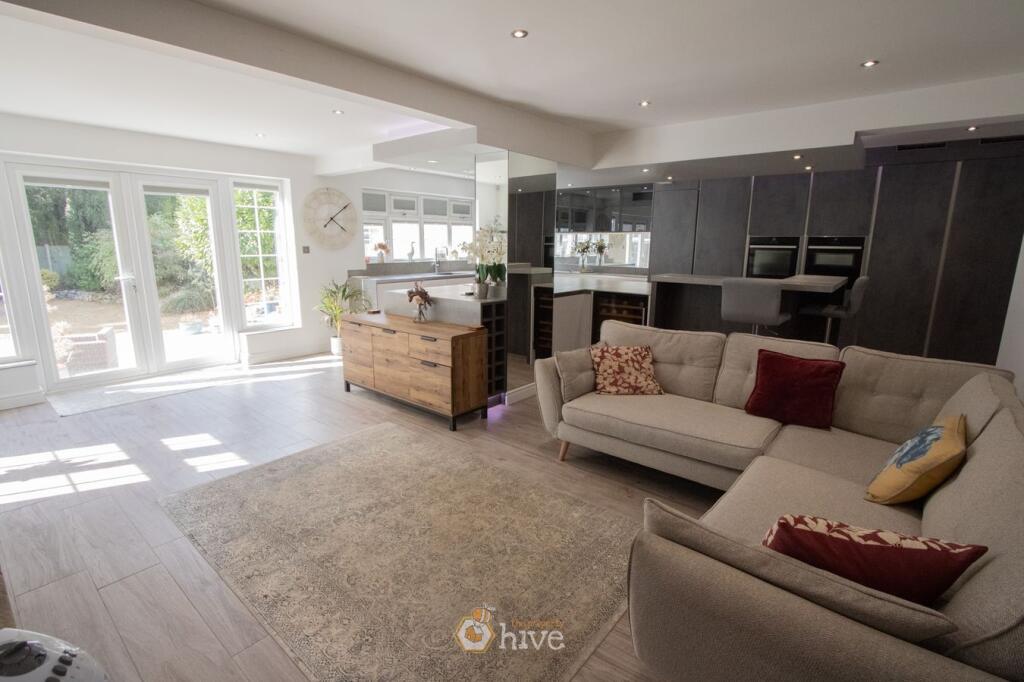 House in Doncaster - View 2