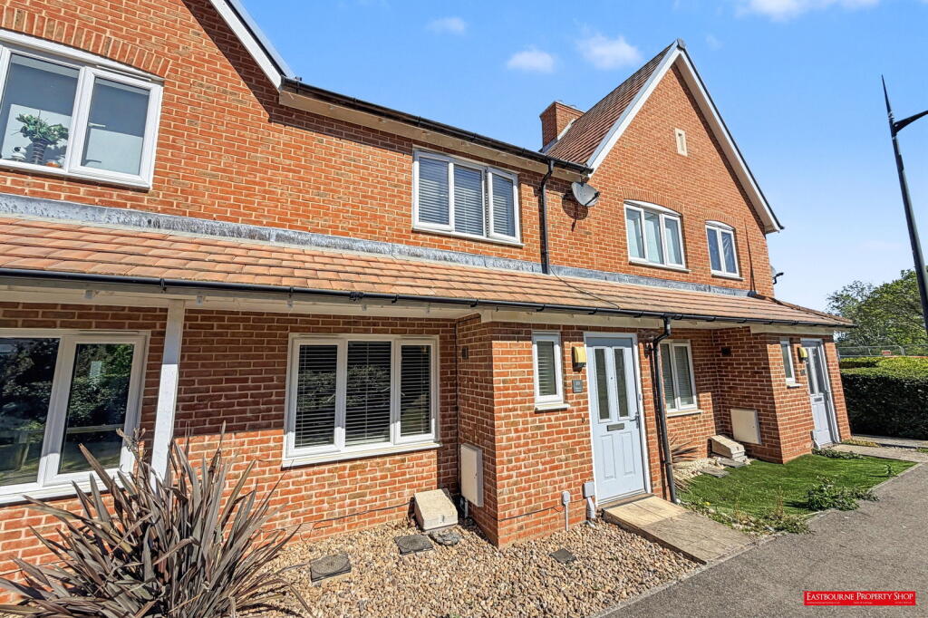 Main image of property: Highgrove Crescent, Polegate, BN26 6FN