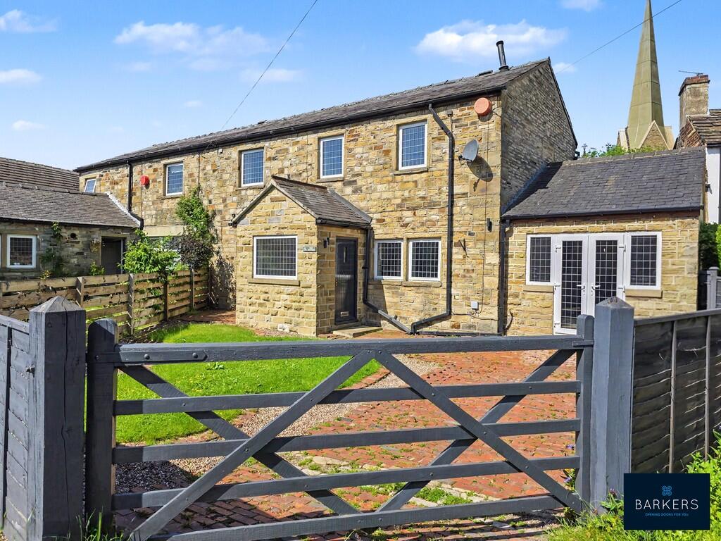 Main image of property: Town Gate, Scholes, Cleckheaton