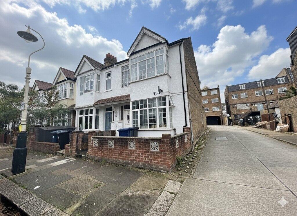 Main image of property: Derwent Road, Ealing, W5 4TN