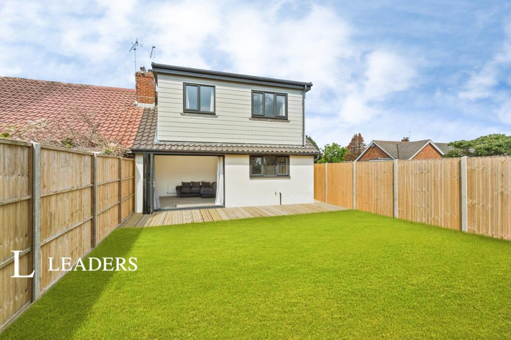 Swanbourne Road, Wick, Littlehampton photo 4