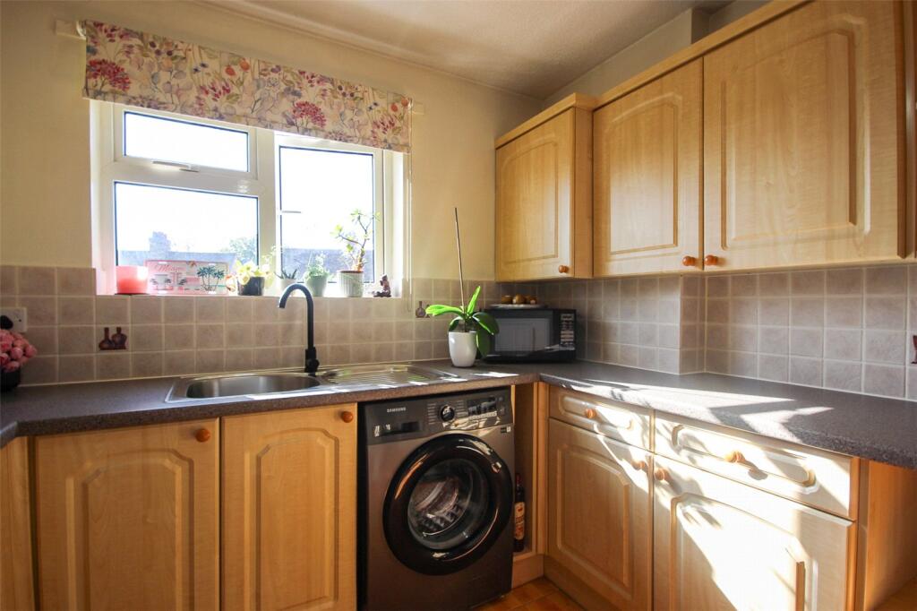 Apartment in Milton Keynes - More