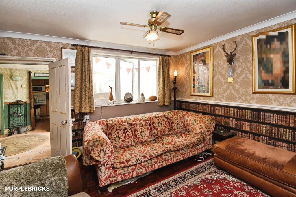 House in Nottingham - View 5