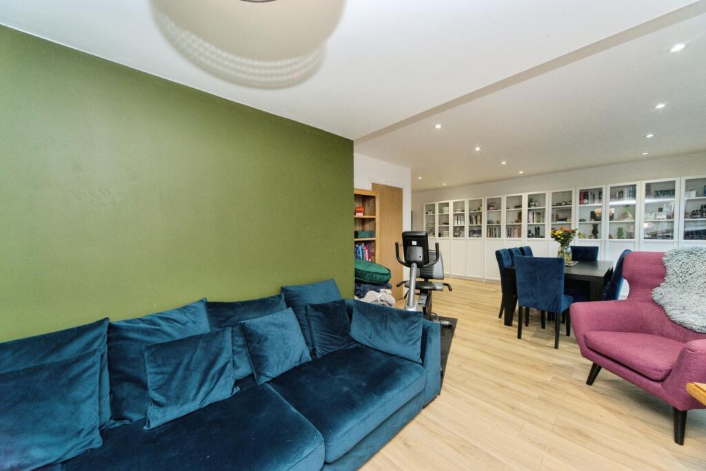 House in Eastbourne, East Sussex - More