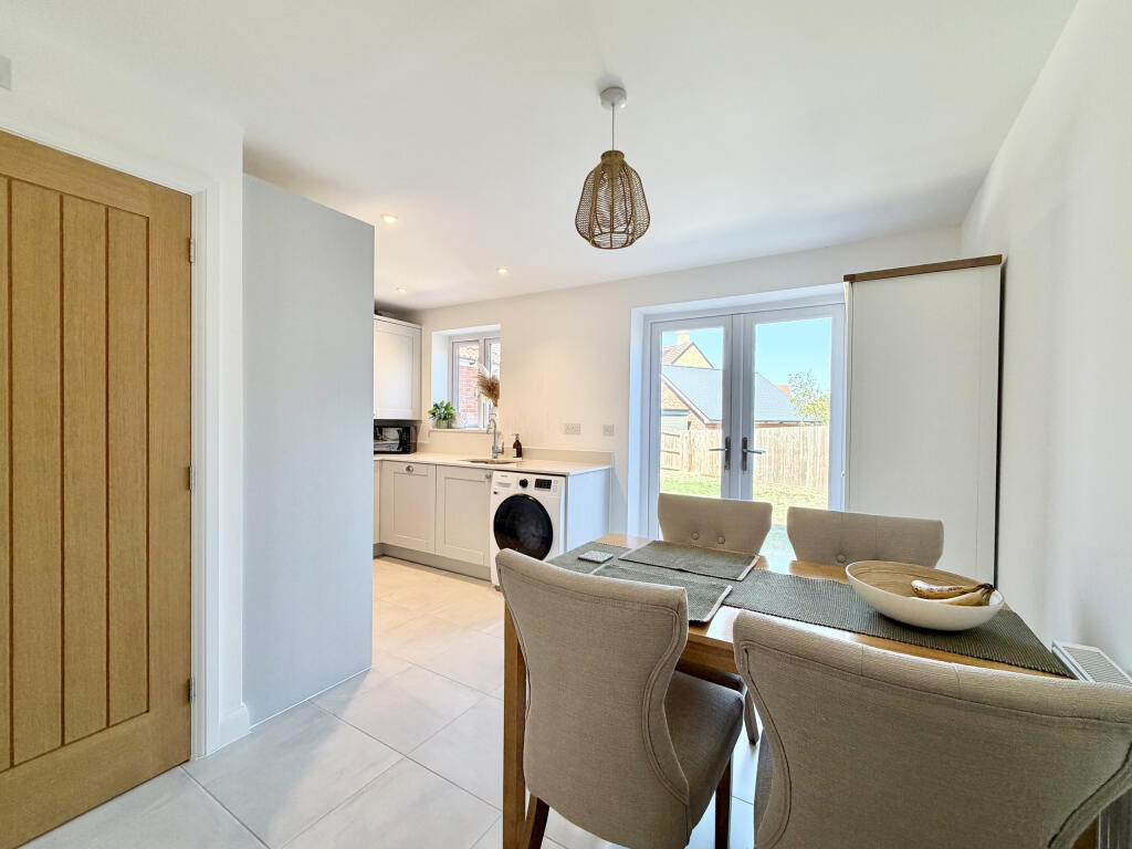 House in Taunton, Killams Park - View 4