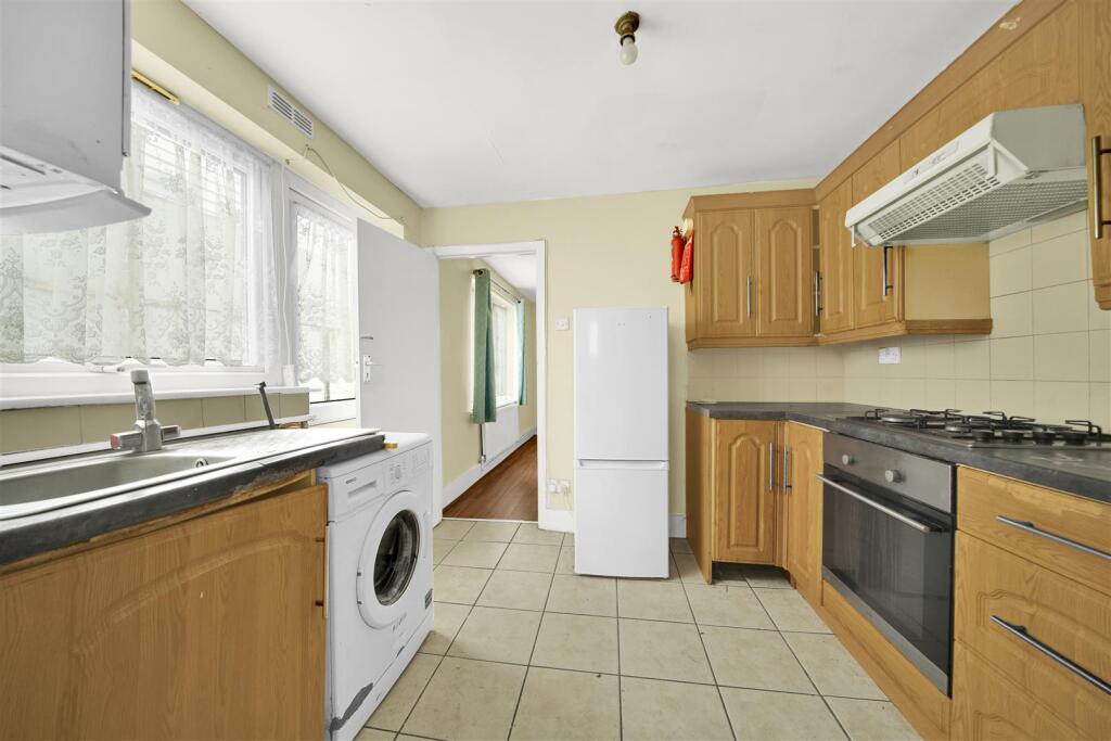 Apartment in London, Plaistow - View 3
