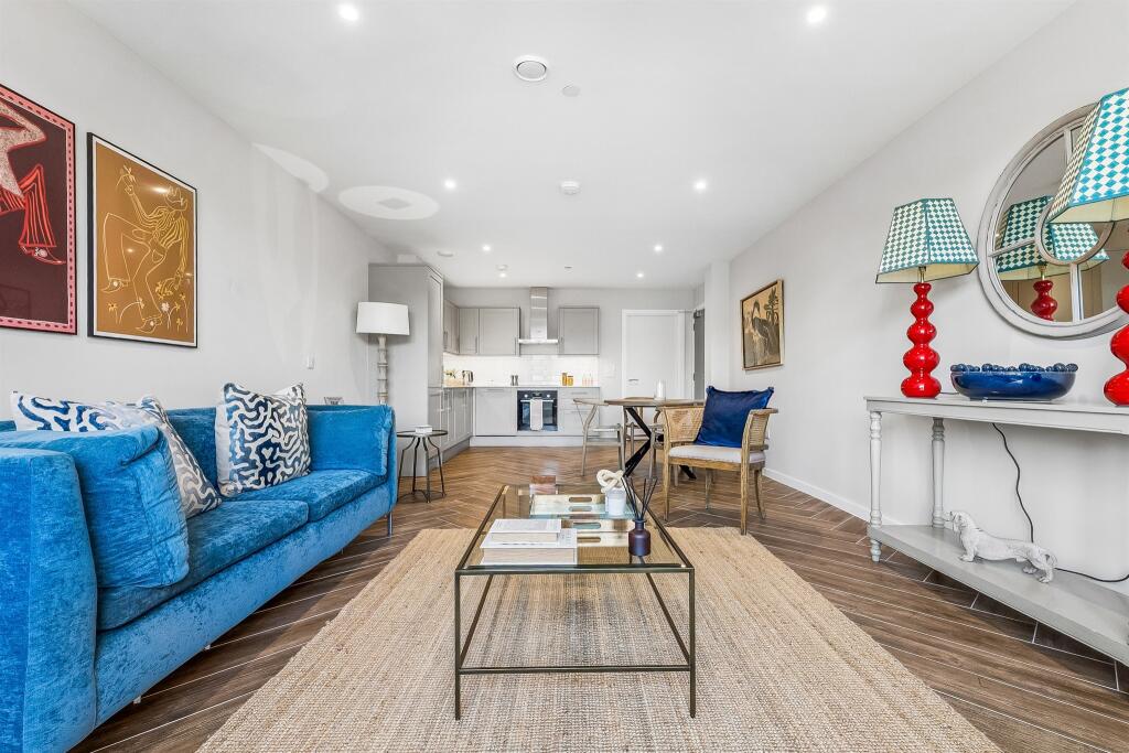 Apartment in London - More