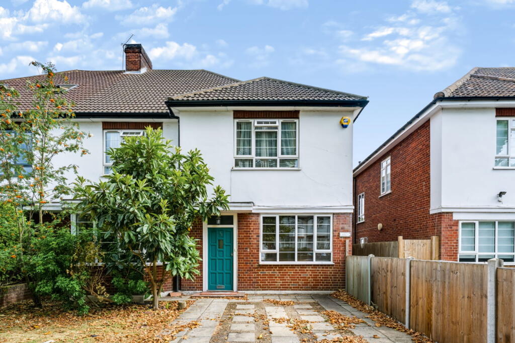 Main image of property: The Avenue, London, NW6