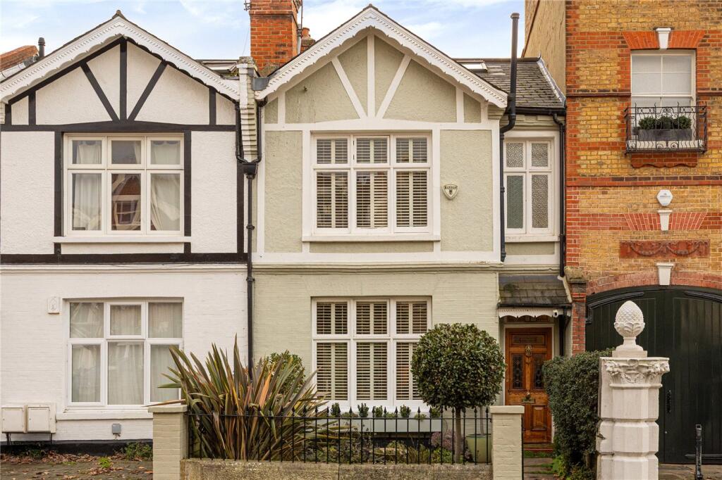 Main image of property: Deodar Road, London, SW15