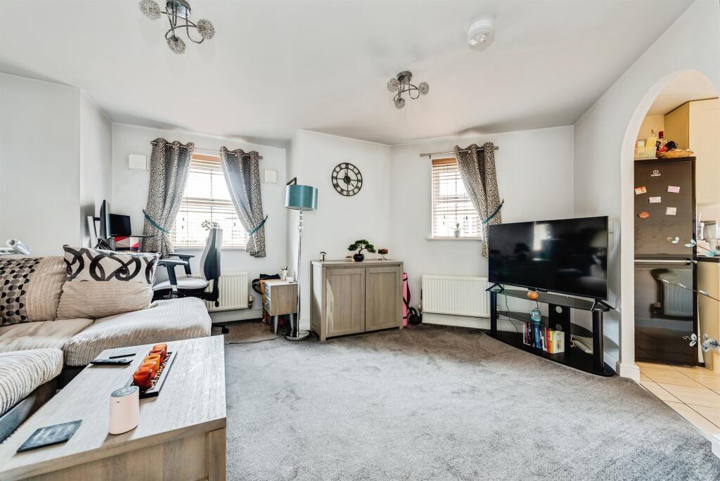 Apartment in West Oxfordshire, Witney - View 5
