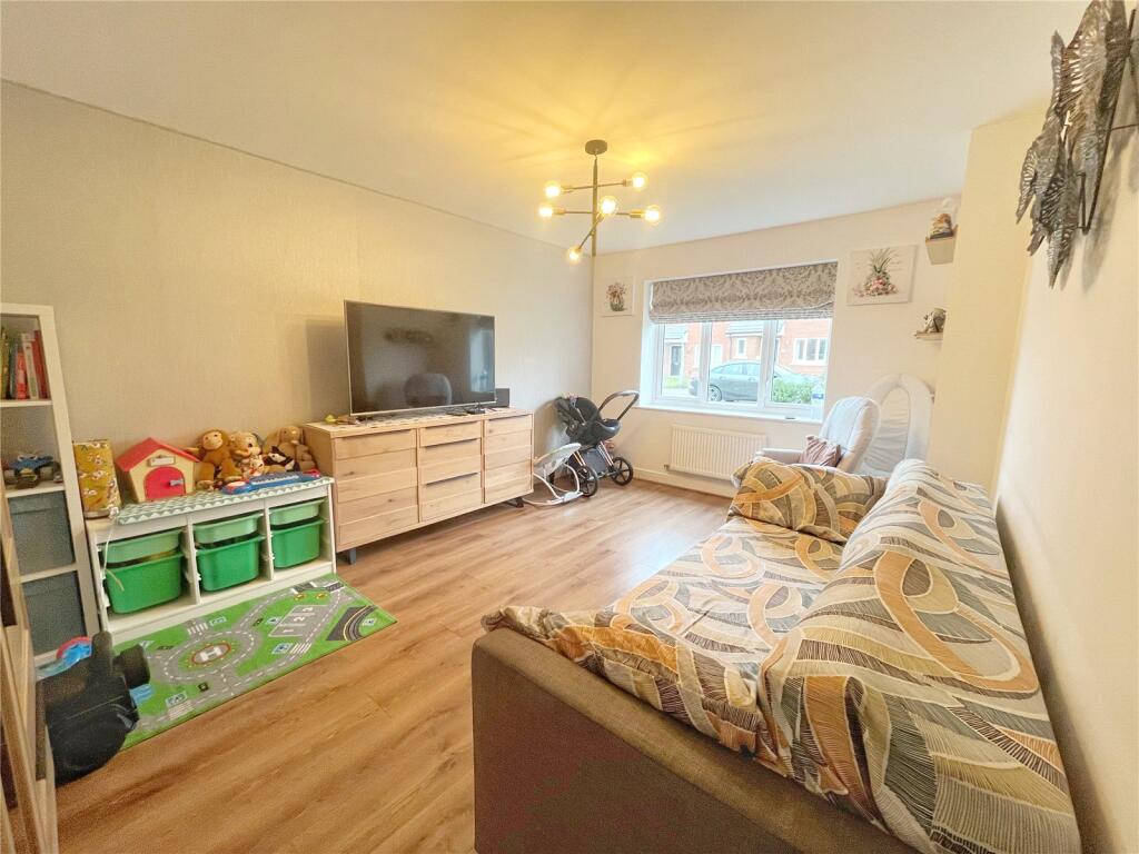 Swinside Close, Middleton, Manchester, M24 photo 2