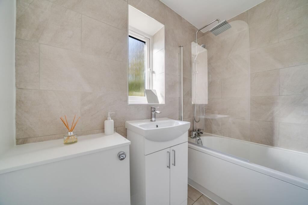 House in Telford - View 4