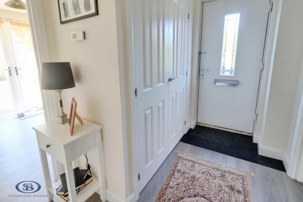 Shrewsbury Drive, Shavington, Crewe photo 4